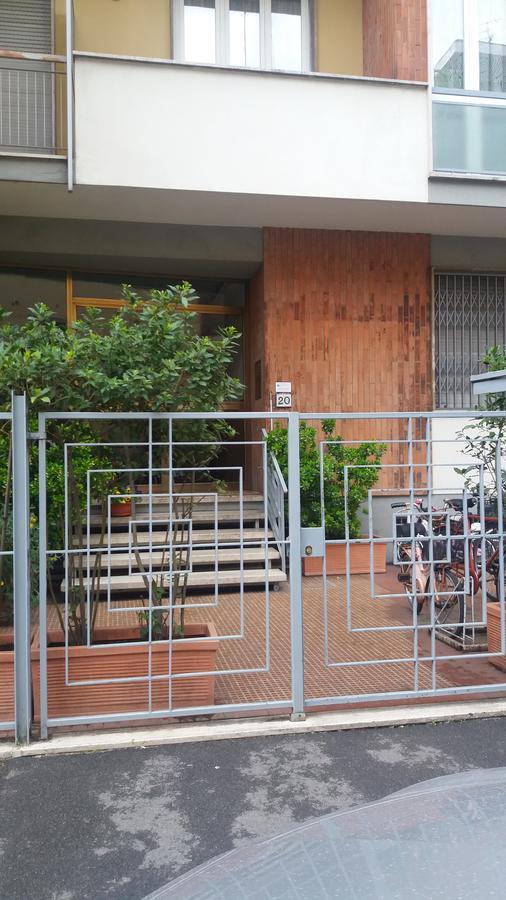B&B Dolce Luna Firenze Bagian luar foto