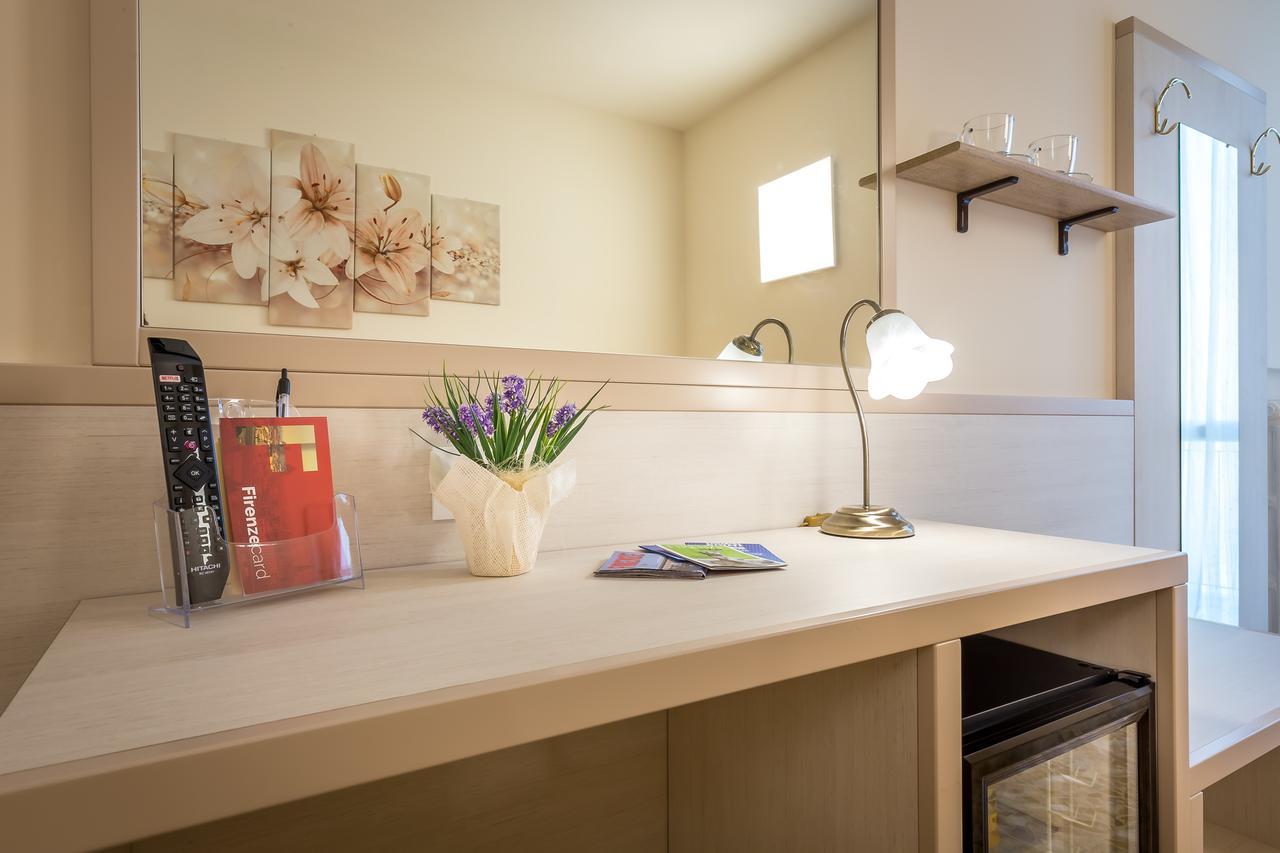 B&B Dolce Luna Firenze Bagian luar foto